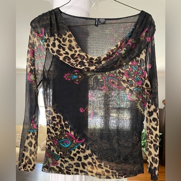 Lynn Ritchie Tops - Lynn Ritchie women. 100% silk sheer black, Leopard, paisley print, cow neck . L